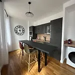 Madrid, Votre Refuge Cosy Et Accueillant